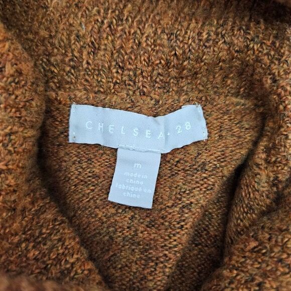 Chelsea 28 sweater turtleneck fuzzy warm medium brown soft - Picture 3 of 3